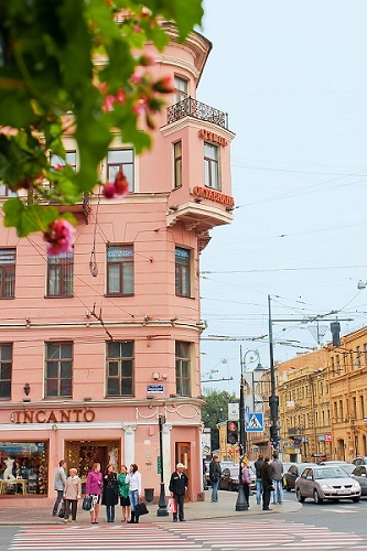 Вид отеля с Нвского проспекта
